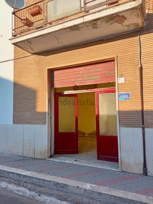 locale di sgombero in vendita a Civitavecchia