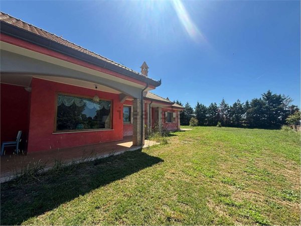casa indipendente in vendita a Civitavecchia