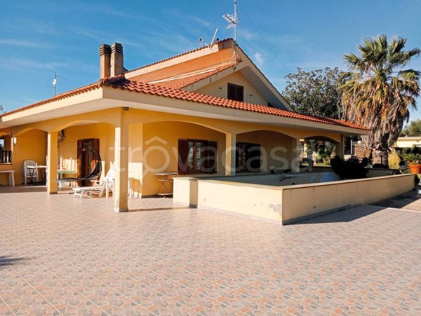 casa indipendente in vendita a Civitavecchia