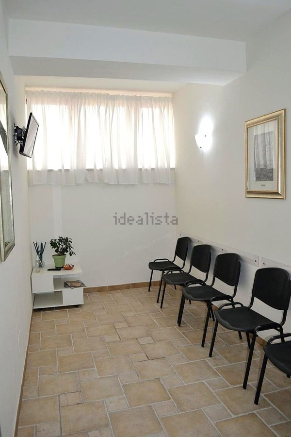 ufficio in vendita a Civitavecchia