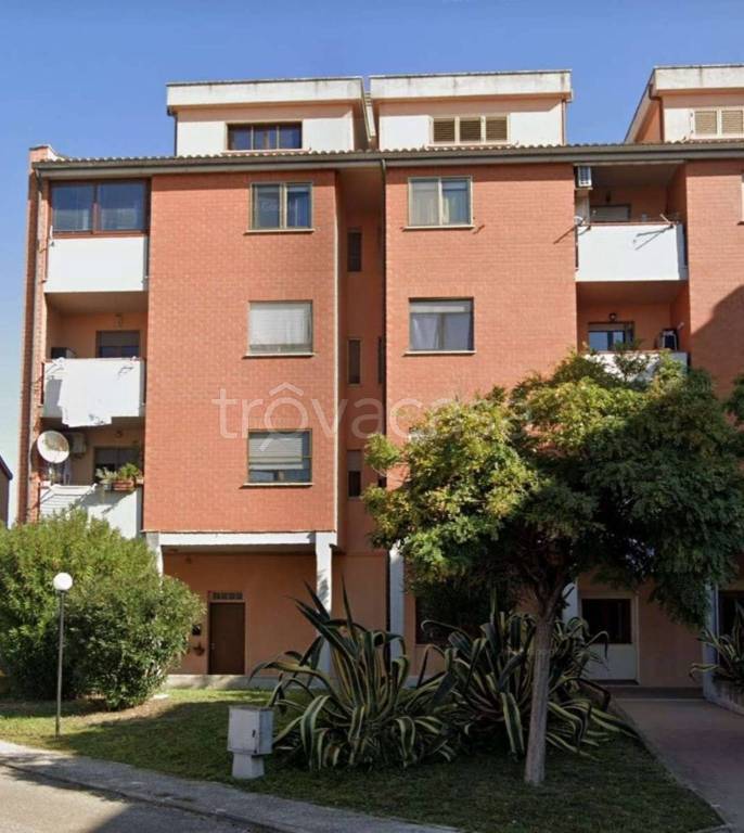 appartamento in vendita a Civitavecchia in zona Aurelia