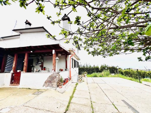 casa indipendente in vendita a Civitavecchia