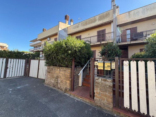 casa indipendente in vendita a Civitavecchia