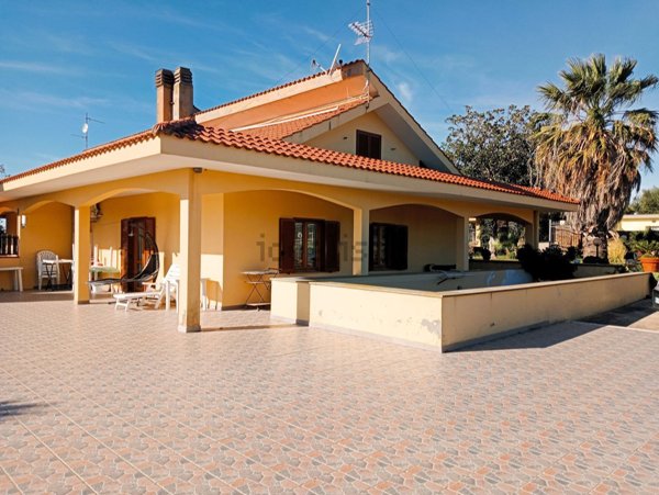 casa indipendente in vendita a Civitavecchia
