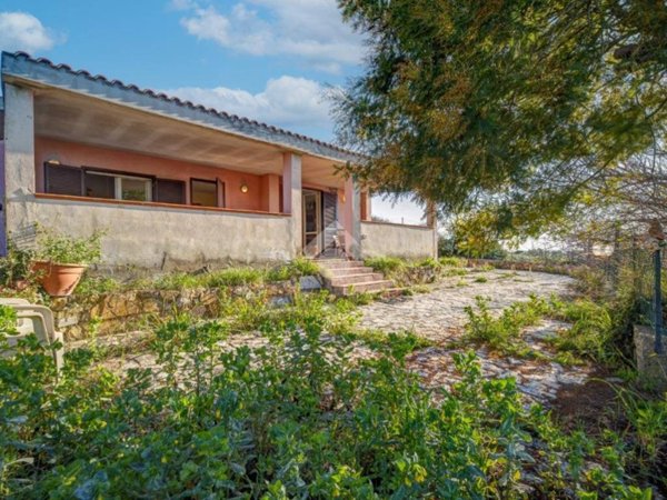 casa indipendente in vendita a Civitavecchia