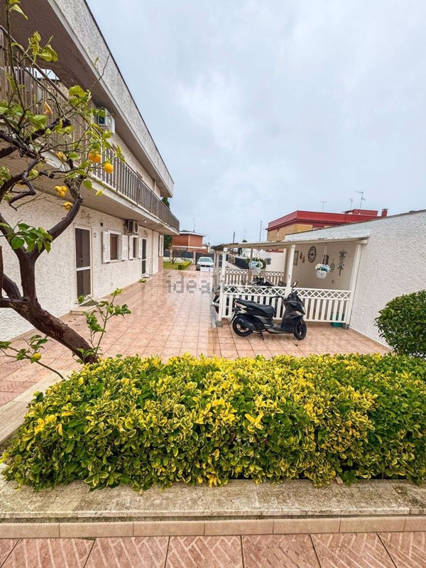 casa indipendente in vendita a Civitavecchia