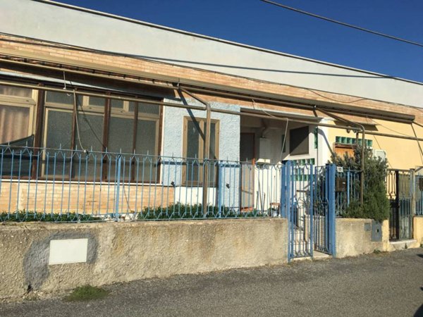 casa indipendente in vendita a Civitavecchia