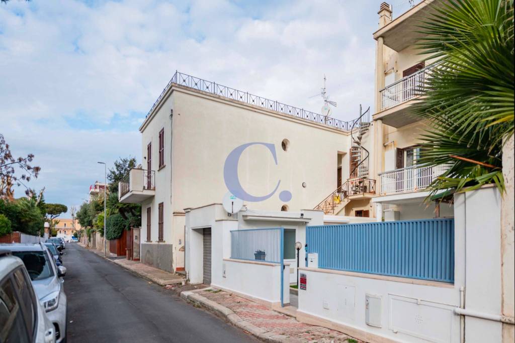 appartamento in vendita a Civitavecchia