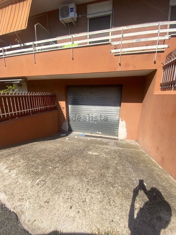 locale commerciale in vendita a Civitavecchia