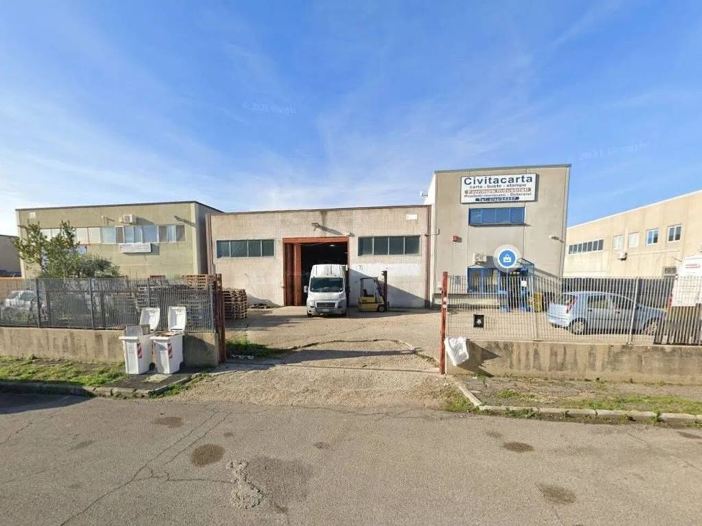 ufficio in vendita a Civitavecchia in zona Aurelia