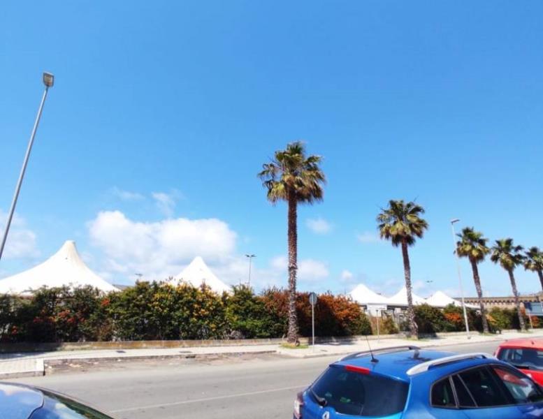 locale commerciale in vendita a Civitavecchia