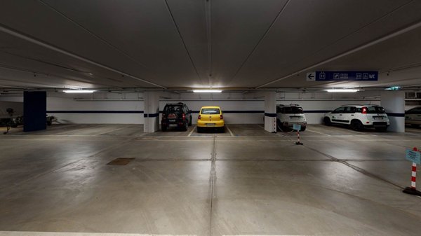 negozio in vendita a Civitavecchia