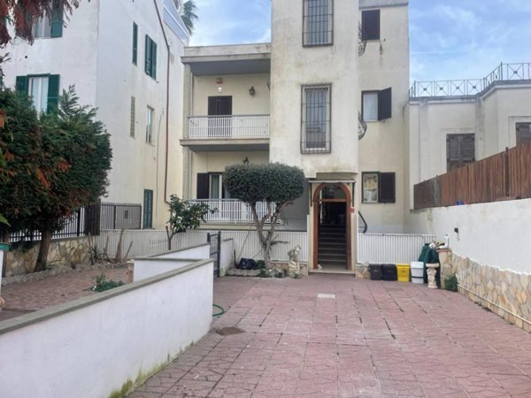 casa indipendente in vendita a Civitavecchia