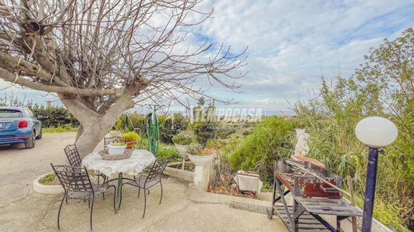 casa indipendente in vendita a Civitavecchia