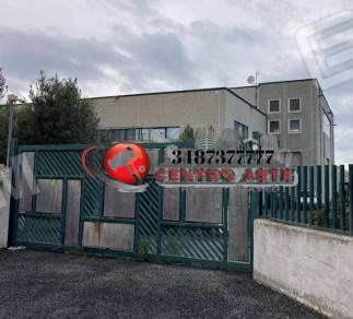 capannone in vendita a Civitavecchia