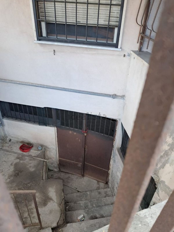 locale di sgombero in vendita a Civitavecchia