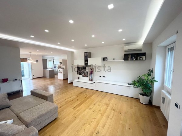 appartamento in vendita a Civitavecchia