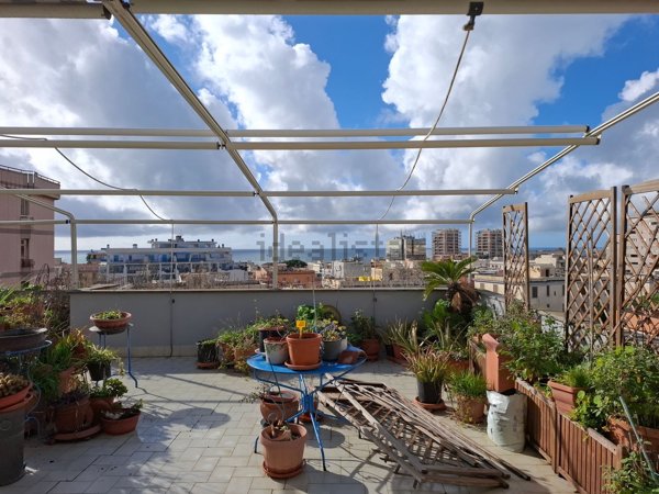 appartamento in vendita a Civitavecchia in zona Aurelia