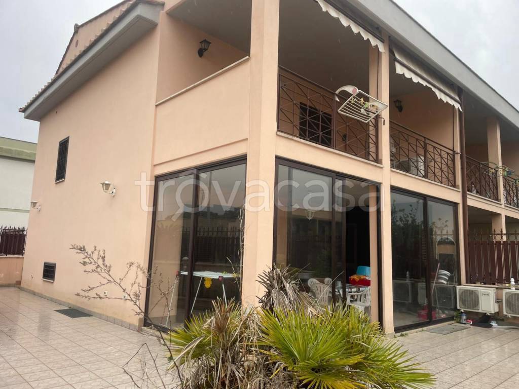 casa indipendente in vendita a Civitavecchia