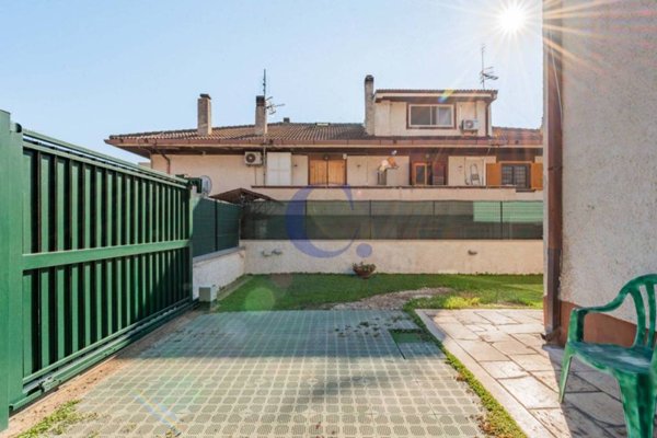 casa indipendente in vendita a Civitavecchia