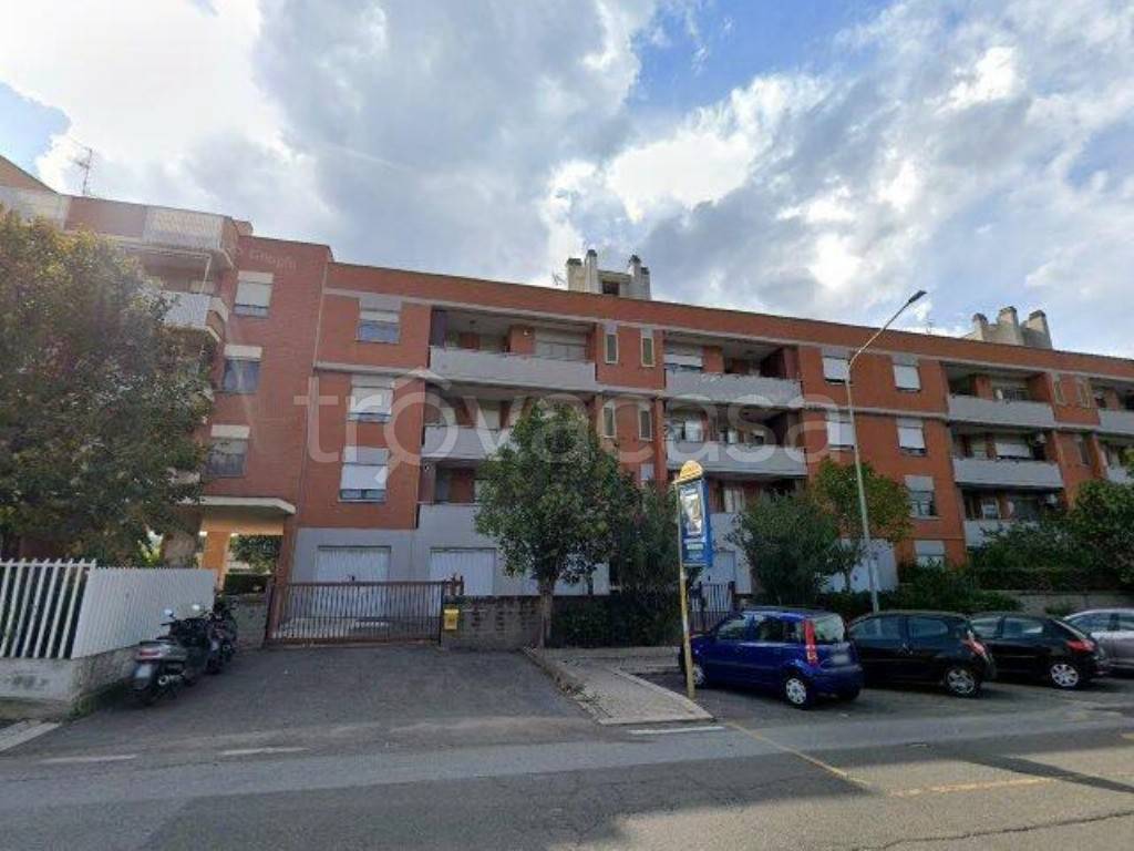 negozio in vendita a Civitavecchia