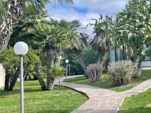 casa indipendente in vendita a Civitavecchia