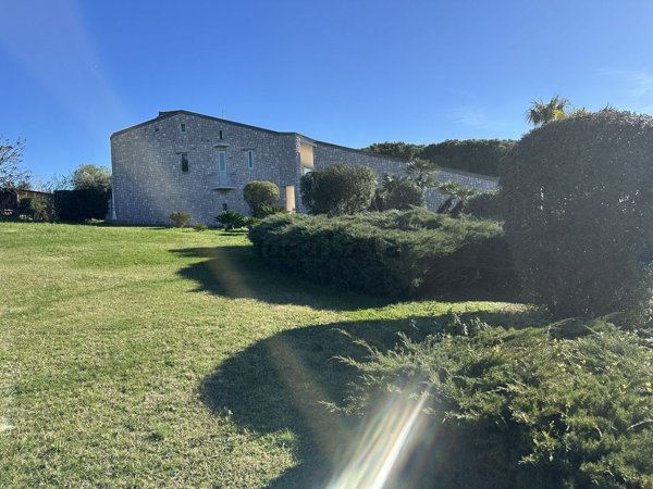 casa indipendente in vendita a Civitavecchia