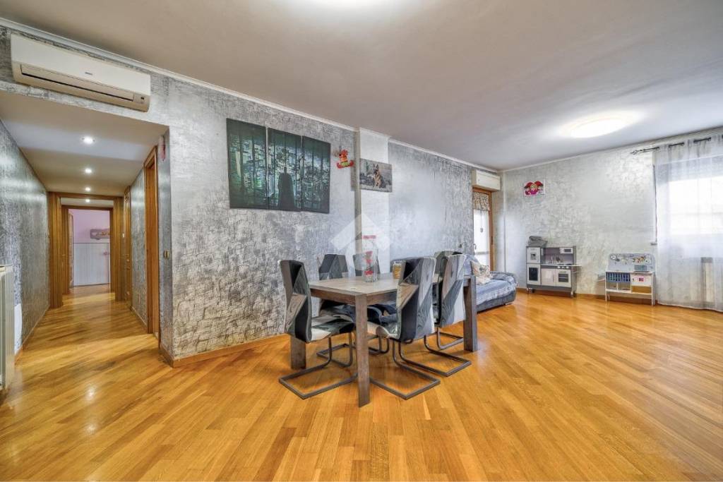 appartamento in vendita a Civitavecchia in zona Aurelia