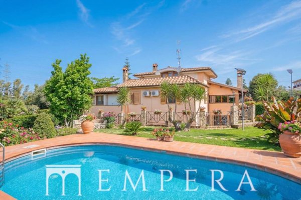 casa indipendente in vendita a Civitavecchia in zona Aurelia