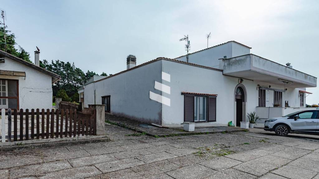 casa indipendente in vendita a Civitavecchia