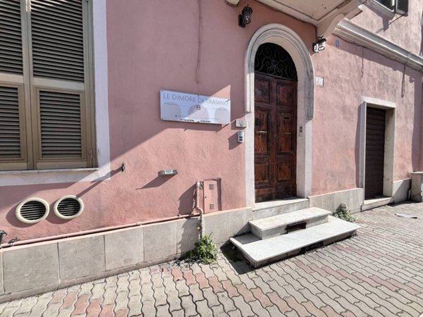 intera palazzina in vendita a Civitavecchia