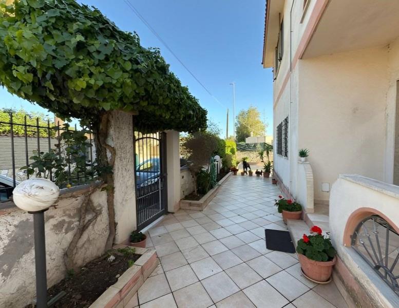 casa indipendente in vendita a Civitavecchia
