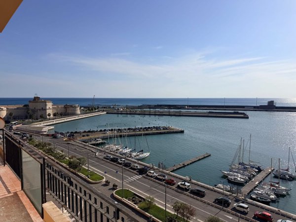 appartamento in vendita a Civitavecchia