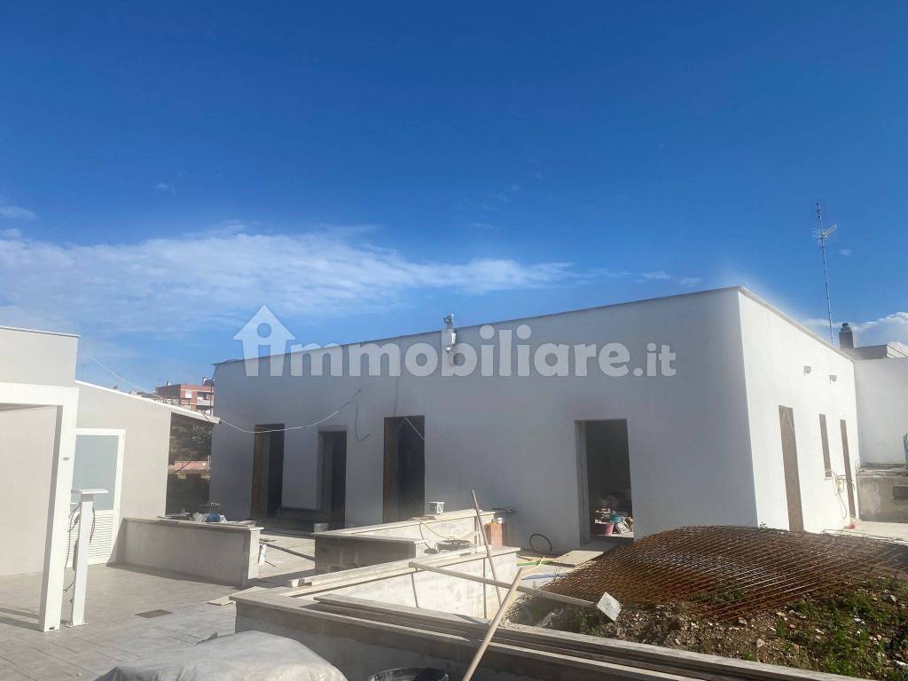 casa indipendente in vendita a Civitavecchia