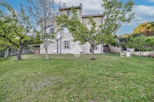 casa indipendente in vendita a Civitavecchia