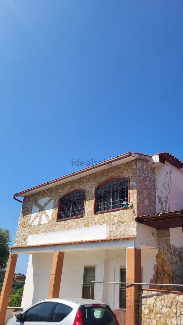 casa indipendente in vendita a Civitavecchia