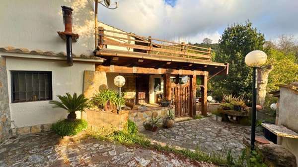 casa indipendente in vendita a Civitavecchia