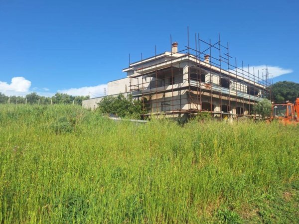 casa indipendente in vendita a Civitavecchia