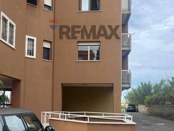 locale di sgombero in vendita a Civitavecchia