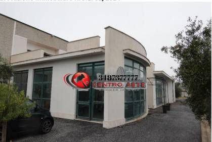 locale commerciale in vendita a Civitavecchia