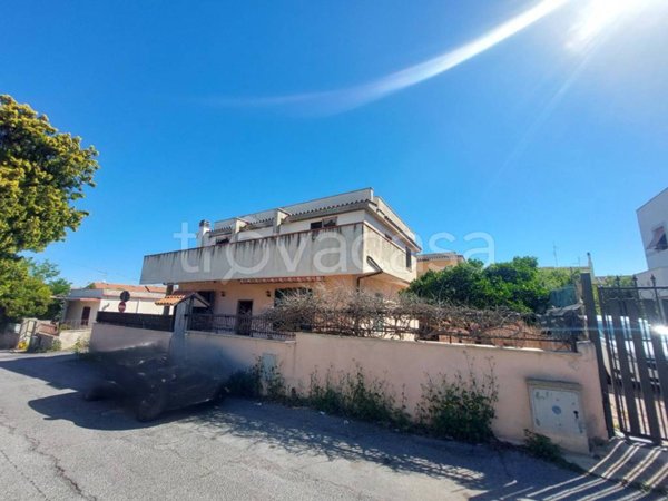casa indipendente in vendita a Civitavecchia