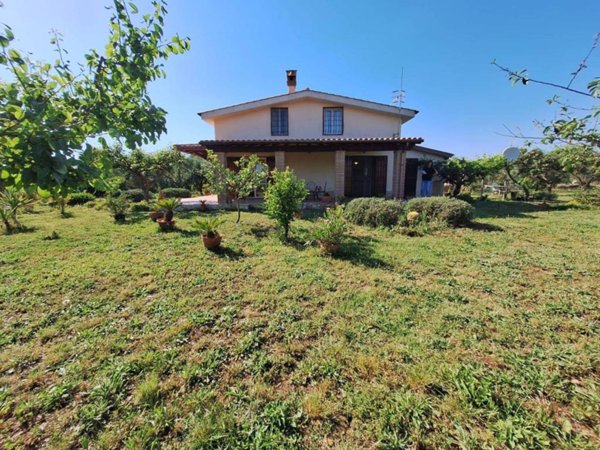 casa indipendente in vendita a Civitavecchia in zona Aurelia
