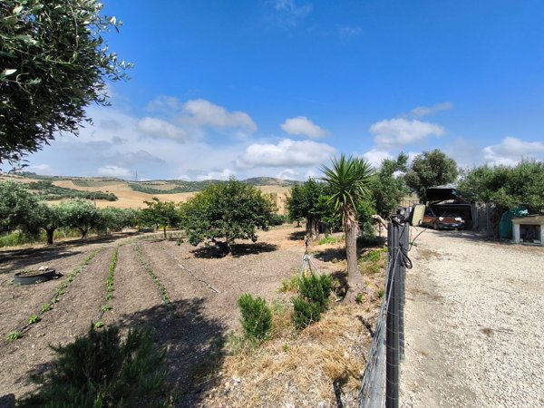casa indipendente in vendita a Civitavecchia