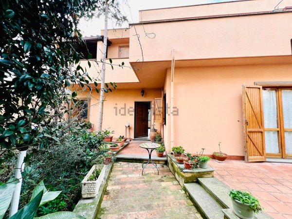 casa indipendente in vendita a Civitavecchia