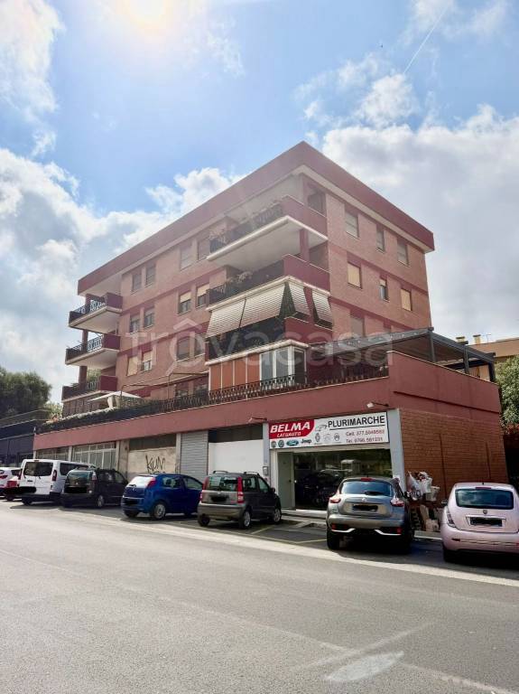 appartamento in vendita a Civitavecchia