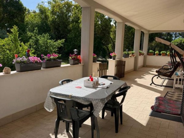 casa indipendente in vendita a Civitavecchia in zona Aurelia