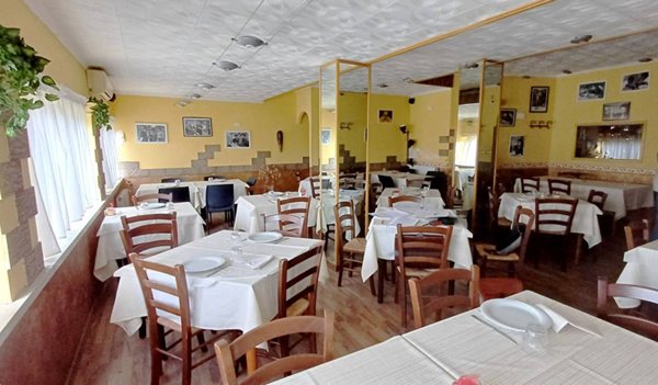 negozio in vendita a Civitavecchia in zona Aurelia