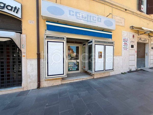negozio in vendita a Civitavecchia