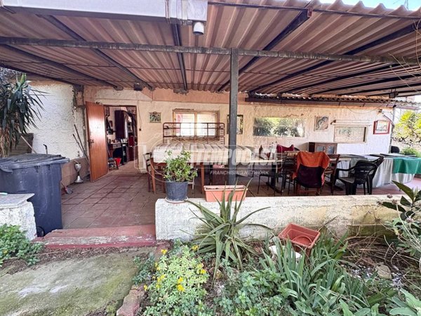 casa indipendente in vendita a Civitavecchia in zona Aurelia