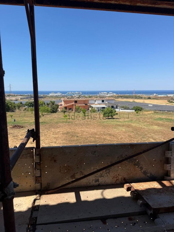 casa indipendente in vendita a Civitavecchia